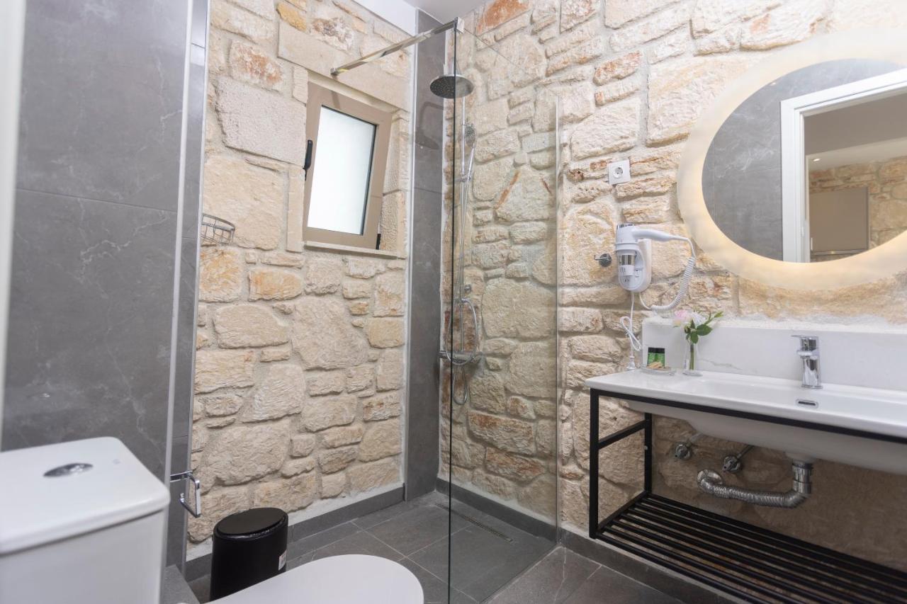 Anna Mare Luxury Apartments 아피토스 외부 사진
