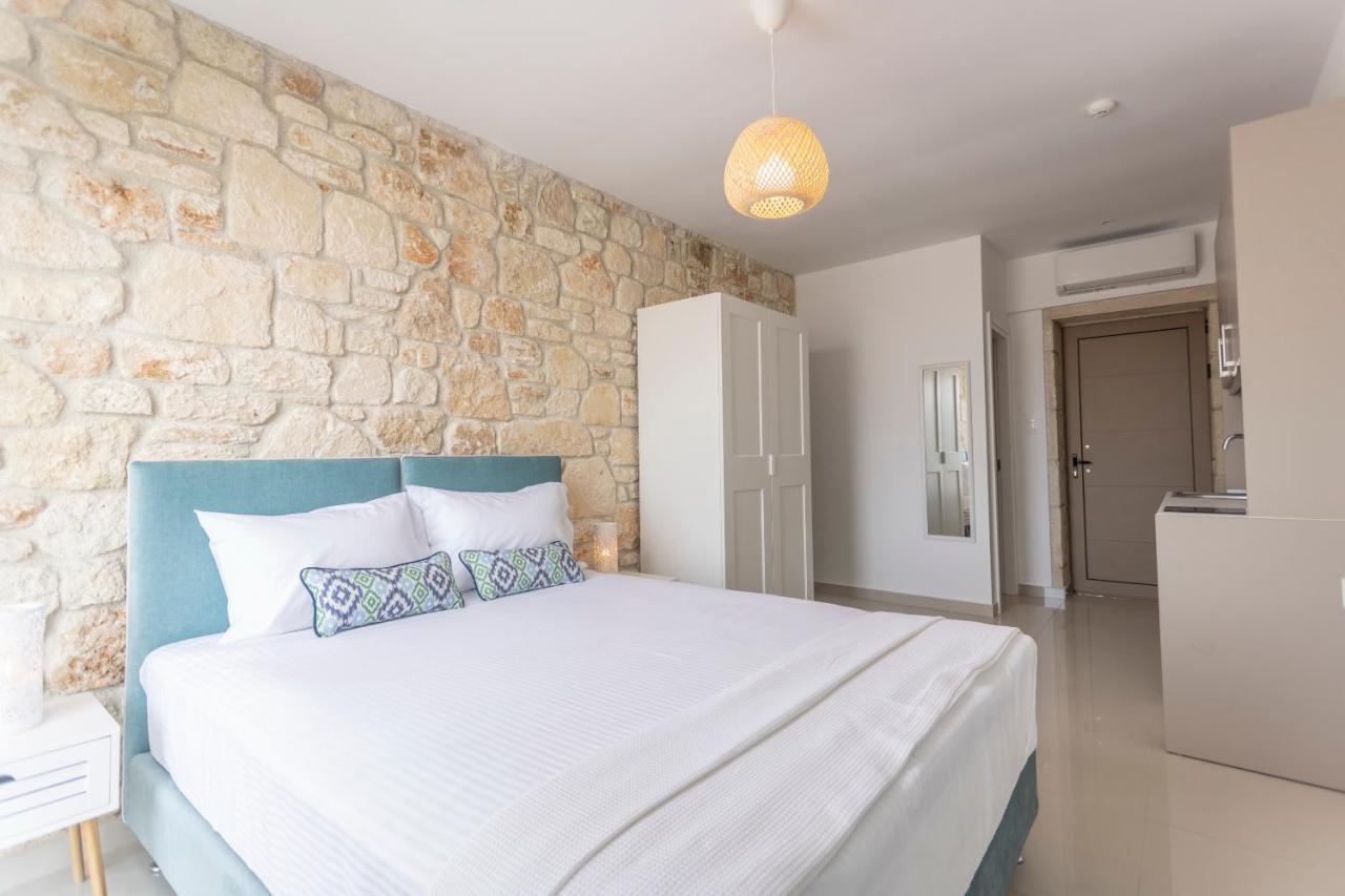 Anna Mare Luxury Apartments 아피토스 외부 사진